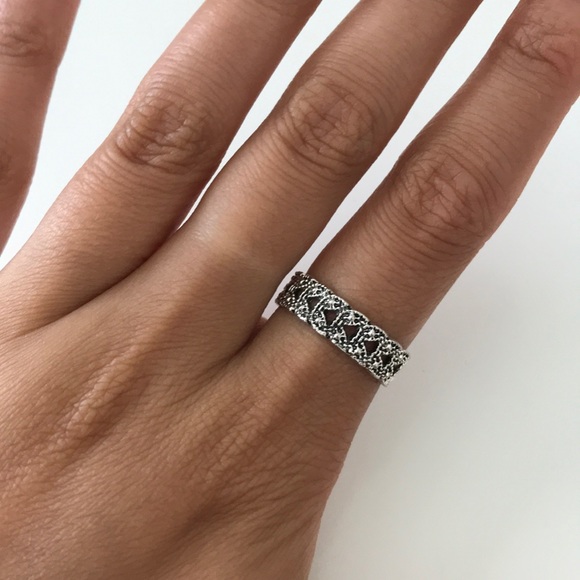 Vintage leafs ring